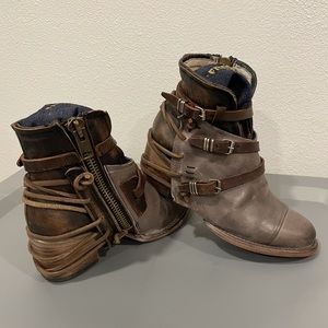 Freebird Crue Booties - Size 7